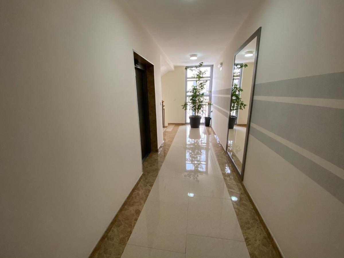 Fanky City Apartments Podgorica Ngoại thất bức ảnh