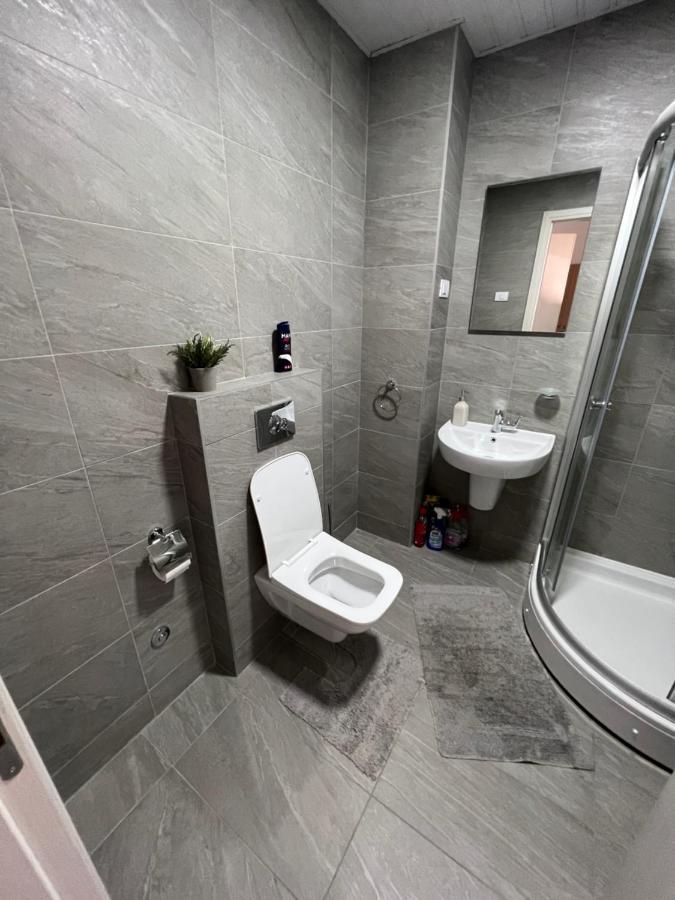 Fanky City Apartments Podgorica Ngoại thất bức ảnh