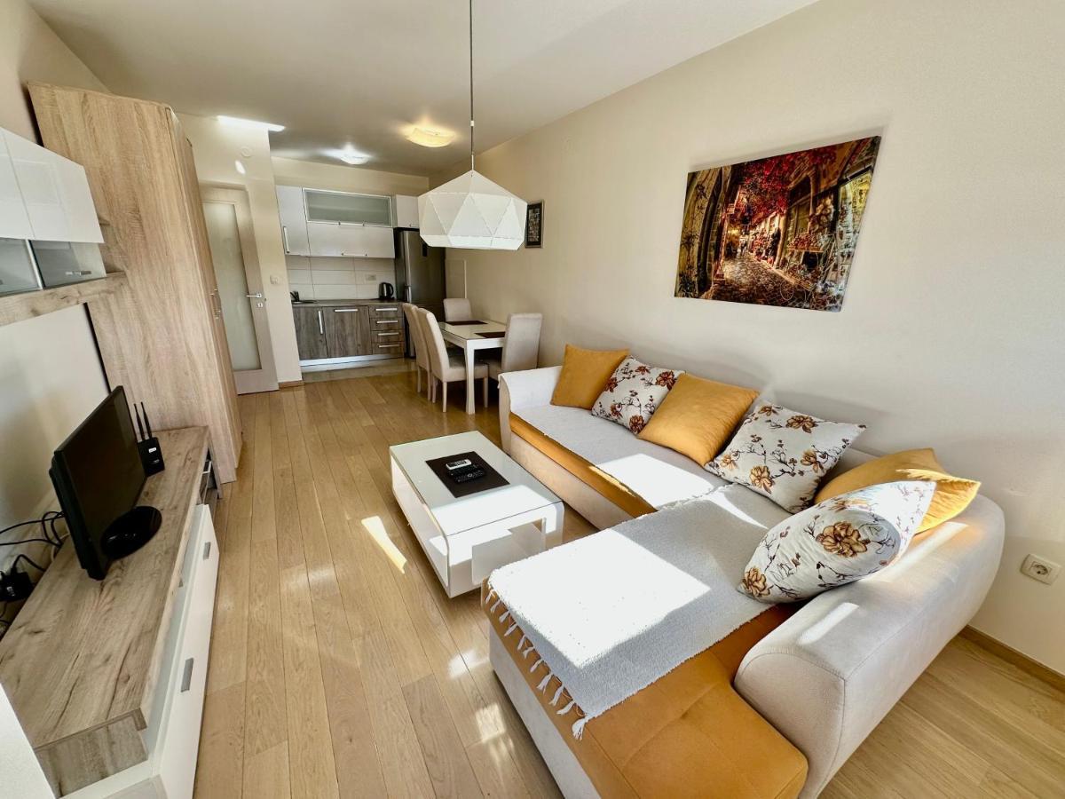 Fanky City Apartments Podgorica Ngoại thất bức ảnh
